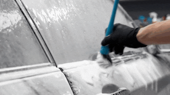 how to wash a car detailing services